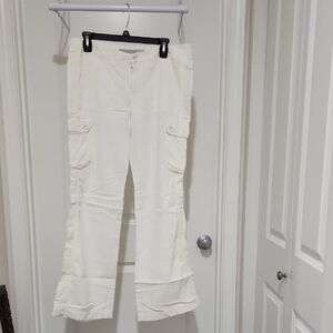Old Navy Women's Cream Flare Cargo Pants